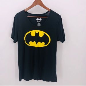 Batman shirt with cape size XL